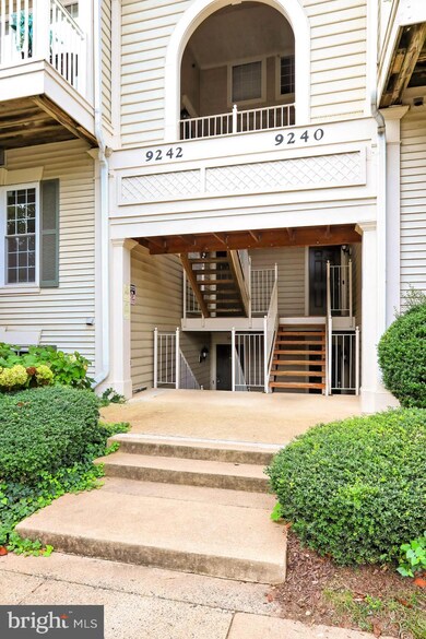 9242 Cardinal Forest Ln unit 9242B-201, Lorton, VA 22079 - photo 2