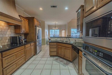 1300 E Yakima St, Broken Arrow, OK 74012 - photo 4