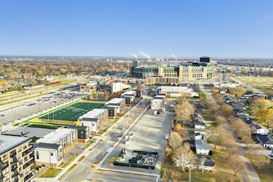 1144 Brookwood Dr, Ashwaubenon, WI 54304 - photo 3