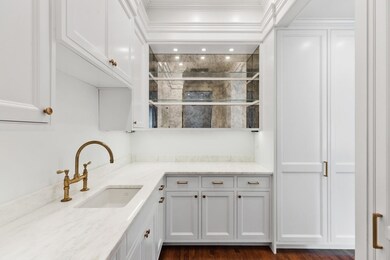 20 Chestnut St unit 1, Boston, MA 02108 - photo 7