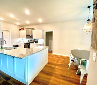 1917 Shadow Wood Ln, Shawnee, OK 74804 - photo 4