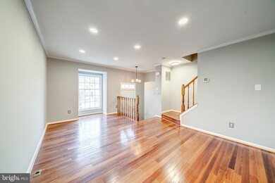 6515 Skylemar Trail, Centreville, VA 20121 - photo 5