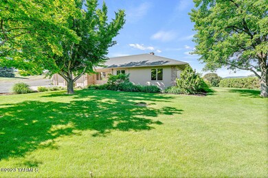 702MaplewayRd-3