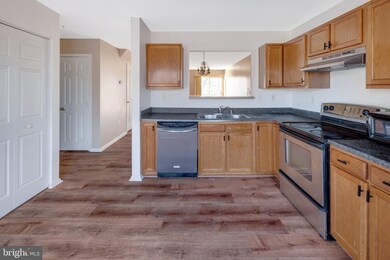 4118 Apple Leaf Way, Suitland, MD 20746 - photo 3