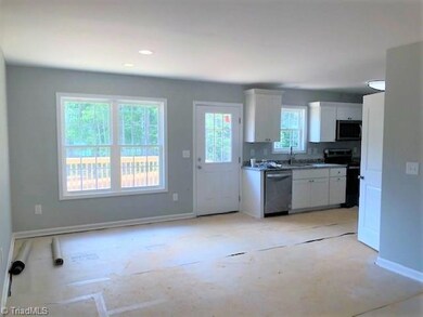 943 Mount Shepherd Rd, Asheboro, NC 27205 - photo 4