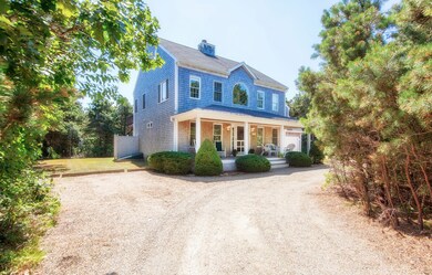 16 Thaxter Ln, Edgartown, MA 02539 - photo 2