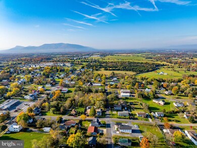 7890 Senseney Ave, Middletown, VA 22645 - photo 7