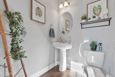 07-11029HuntersKnollLn-04