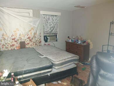 420 N Belnord Ave, Baltimore, MD 21224 - photo 4