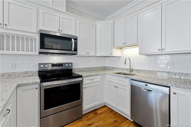 73 W Main St unit 6, Clinton, CT 06413 - photo 7