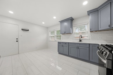 10537 Austin Ave unit 2, Chicago Ridge, IL 60415 - photo 6