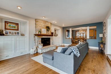 385 N Addison Ave, Elmhurst, IL 60126 - photo 6