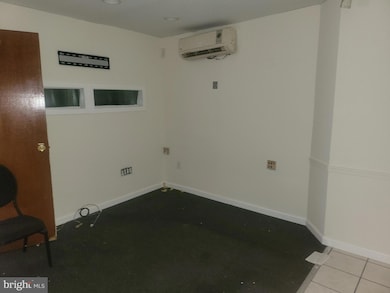 5700 Delancey St, Philadelphia, PA 19143 - photo 5