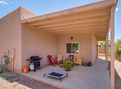 4 covered patio & entry walk