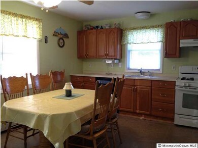 29 Myron Ave, Neptune, NJ 07753 - photo 4