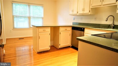 2026 Headlands Cir, Reston, VA 20191 - photo 6