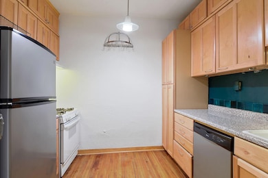 11 S 12th St unit 203, Minneapolis, MN 55403 - photo 6