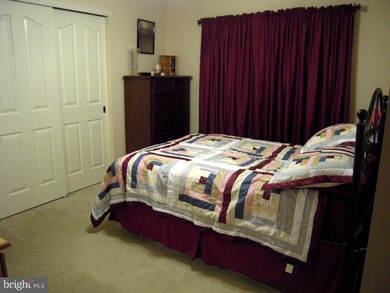 2108 Waters Edge Dr unit 2108, Newark, DE 19702 - photo 6