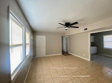 601 Lomaland Dr unit B, El Paso, TX 79907 - photo 5