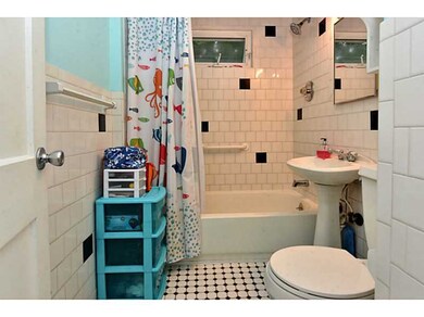 51 Lindesta Rd, Pawtucket, RI 02861 - photo 5