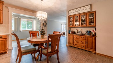 2911 hutch