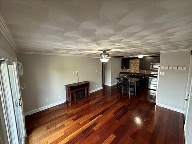 200 Manville Hill Rd unit 114, Cumberland, RI 02864 - photo 5
