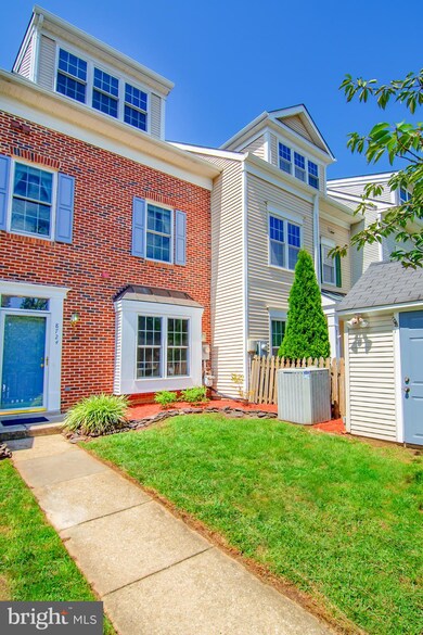 8724 Green Field Ct, Odenton, MD 21113 - photo 3