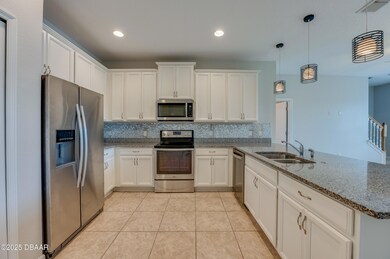 2 kitchen 13526 Fountainbleau Drive Cler