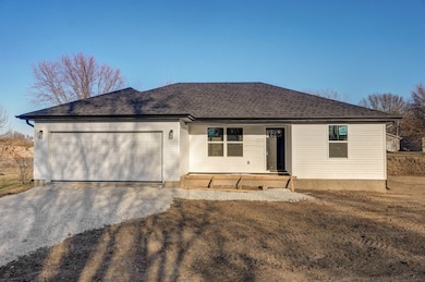 122 Alberta Dr-2
