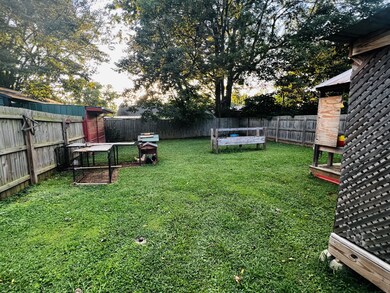 723 Hoover St, Shelbyville, TN 37160 - photo 2