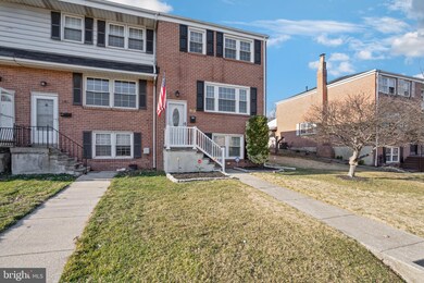 912 Grovehill Rd, Halethorpe, MD 21227 - photo 2