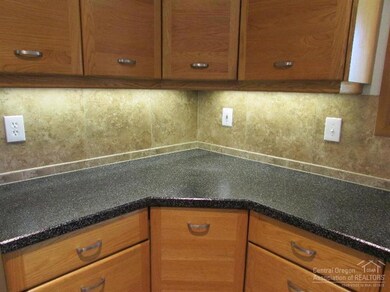 22815 Longhorn Ct, Bend, OR 97701 - photo 5