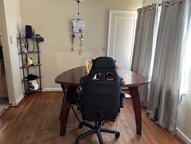 10705 Saint Stephen Ln, Saint Ann, MO 63074 - photo 5