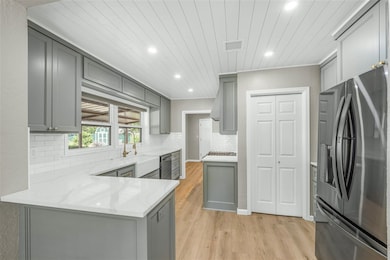 1114 N 13th St, Duncan, OK 73533 - photo 6