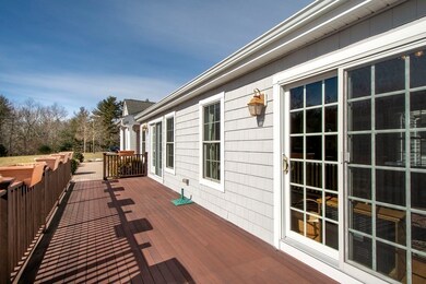 74 Hemlock Cir, Hanover, MA 02339 - photo 5