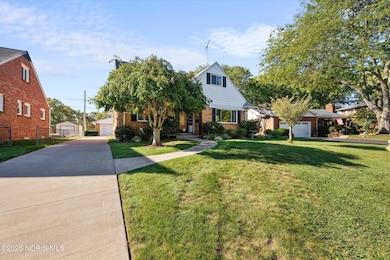 2352 Roseann Dr, Toledo, OH 43611 - photo 2