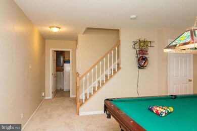 7512 Patterson Ct, Sykesville, MD 21784 - photo 4