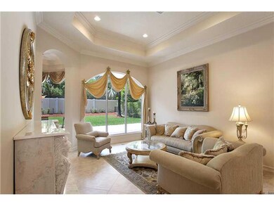 11074 Blue Palm St, Plantation, FL 33324 - photo 4