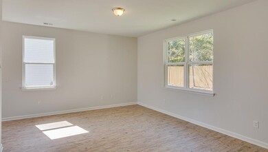 Arden Interior 1 (3)