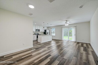 5405 Moret Dr E, Jacksonville, FL 32244 - photo 4