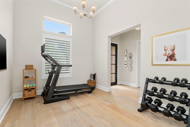 Dining room with Sliding barn door
