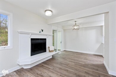51-Living Room Unit A MS_4390