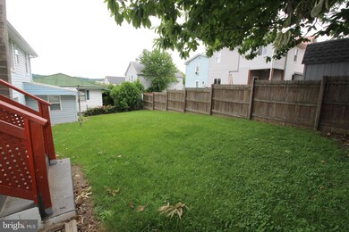 114 1/2 D St, Keyser, WV 26726 - photo 7