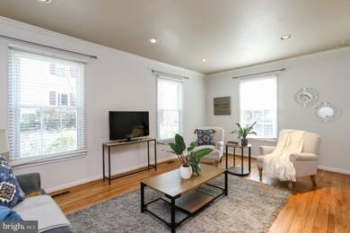 1772 Sandy Ct, Crofton, MD 21114 - photo 2