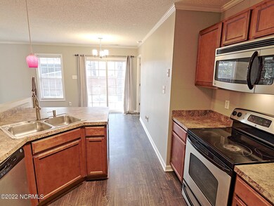 302 Parkwood Dr, Jacksonville, NC 28546 - photo 7