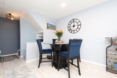 150 Ilyssa Way, Staten Island, NY 10312 - photo 6