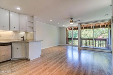 229 Lakeside Villa (13)