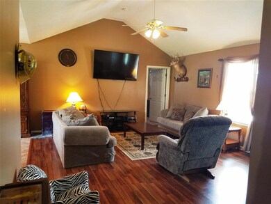 230 Shelbyville Mills Rd, Shelbyville, TN 37160 - photo 7