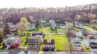 306 N 2nd St, West Newton, PA 15089 - photo 4