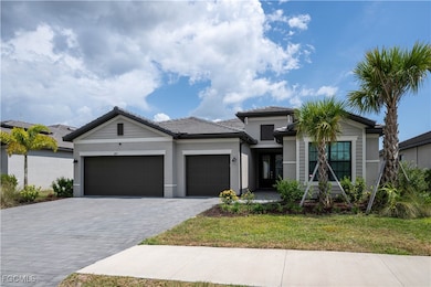 11171 Canopy Loop, Fort Myers, FL 33913 - photo 2